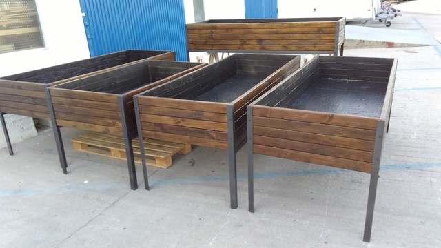 Huerto mano mesa urbano segunda